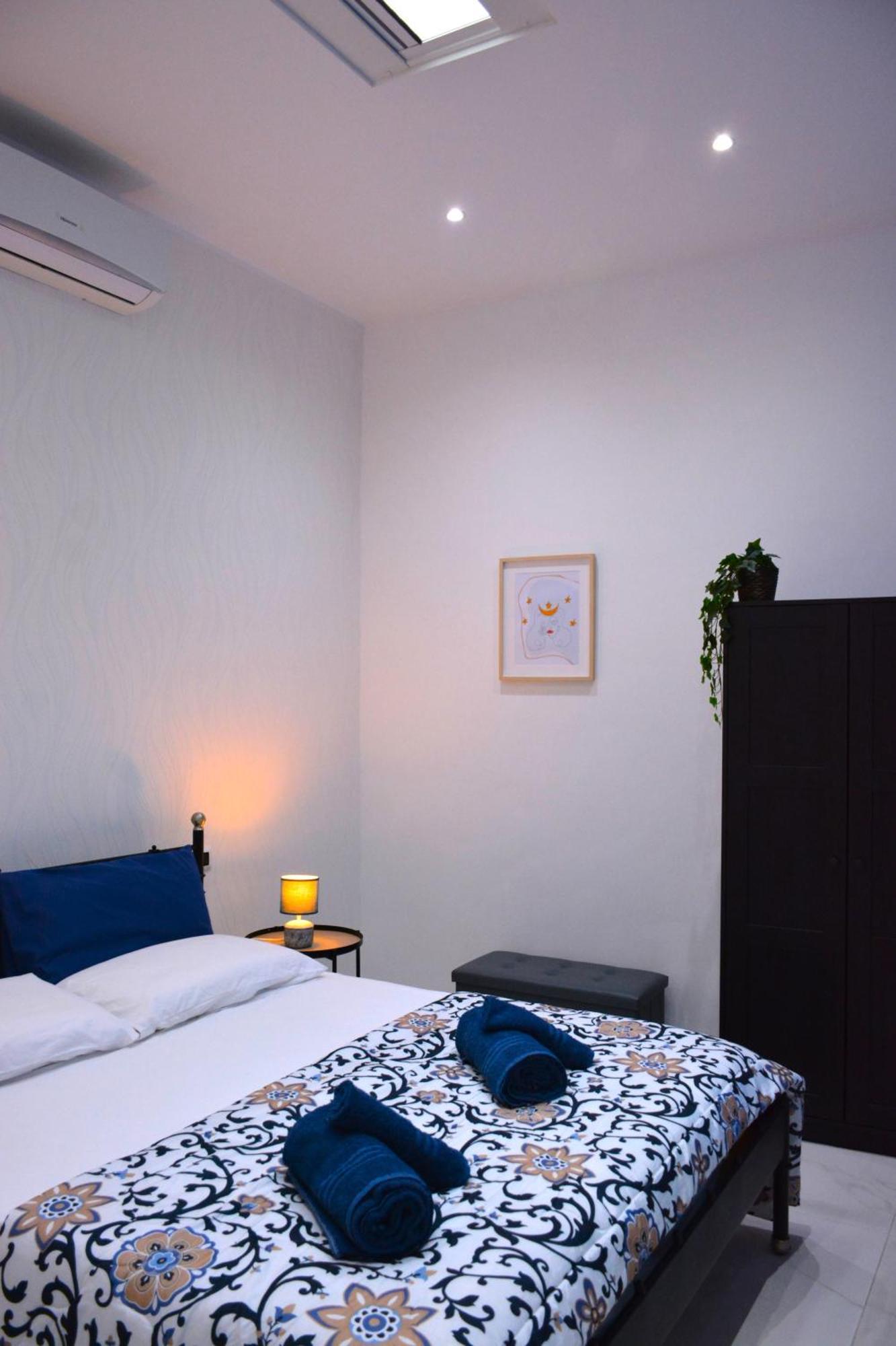 Casa Chloe - Vicino Al Porto E Basilica San Nicola Apartment Bari Ngoại thất bức ảnh